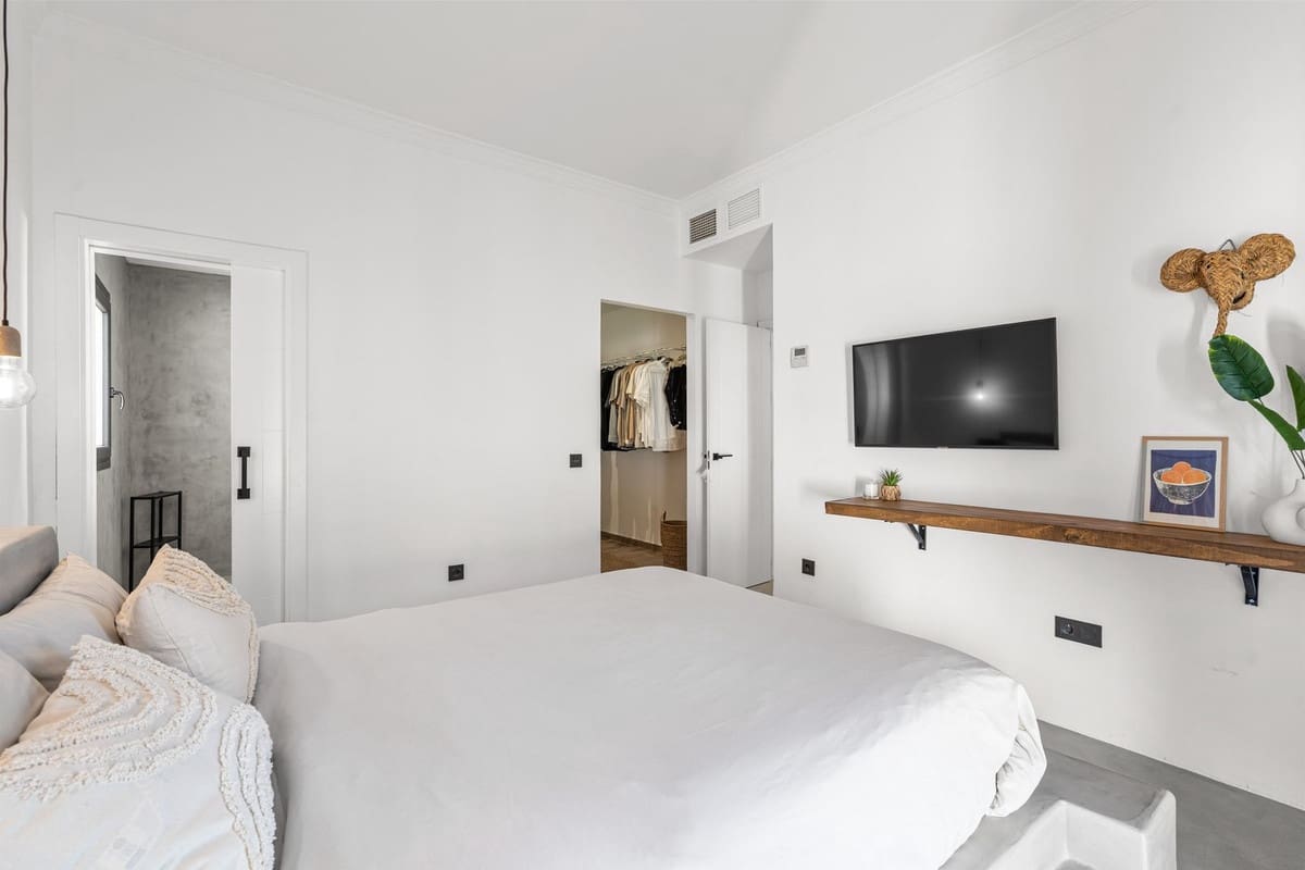 5 Zimmer Villa zu verkaufen in Estepona - 995.000 € (Ref: 9664013)