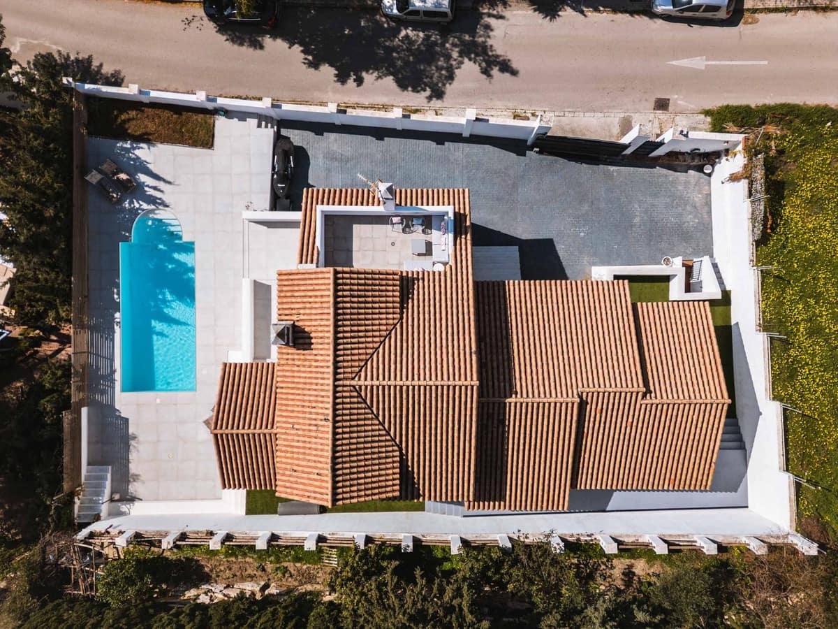 5 soveværelse Villa til salg i Estepona - € 995.000 (Ref: 9664013)