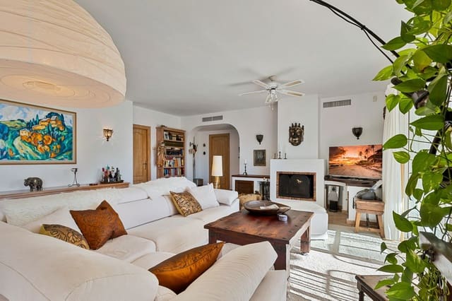 2 bedroom Villa for sale in Benahavís pueblo, Benahavís with pool garage - € 930,000 (Ref: 9664016)