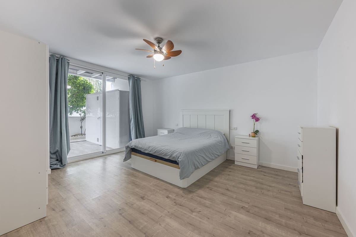 Chalet de 5 habitaciones en Benalmádena en venta con piscina - 750.000 € (Ref: 9664017)