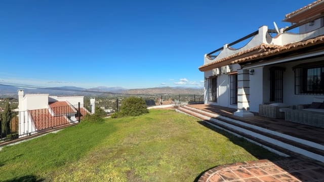 4 soverom Villa til salgs i Alhaurín el Grande med garasje - € 650 000 (Ref: 9664024)