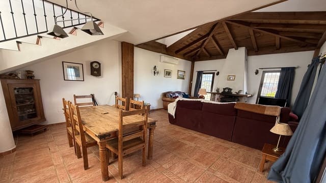 4 soverom Villa til salgs i Alhaurín el Grande med garasje - € 650 000 (Ref: 9664024)