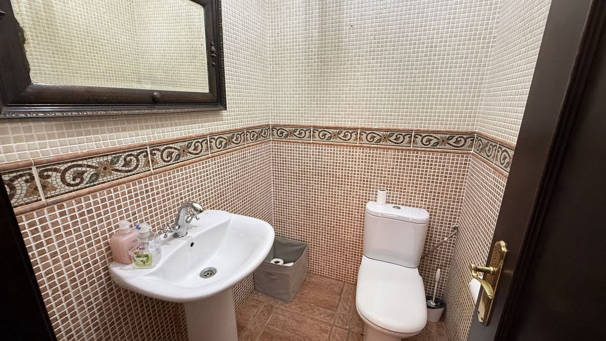 Chalet de 4 habitaciones en Alhaurín el Grande en venta con garaje - 650.000 € (Ref: 9664024)
