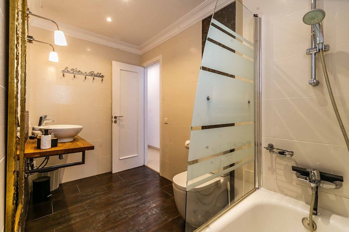 Chalet de 4 habitaciones en Benalmádena en venta con piscina - 995.000 € (Ref: 9664026)