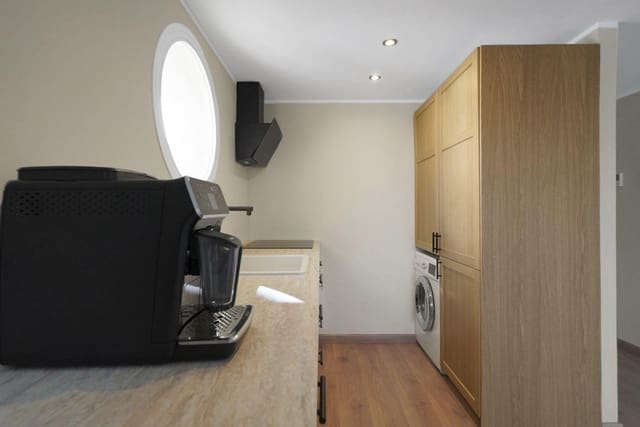 2 soverom Penthouse til salgs i Riviera del Sol, Mijas med svømmebasseng - € 415 000 (Ref: 9664028)