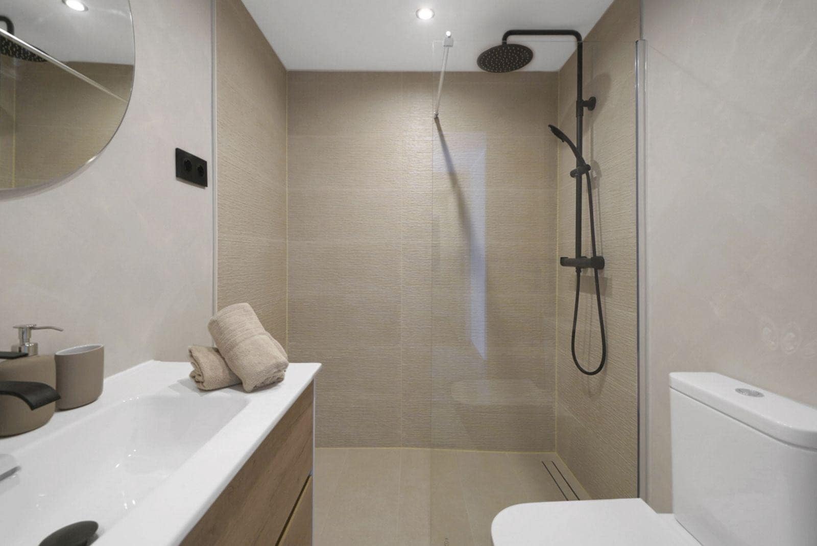 2 soverom Penthouse til salgs i Mijas Costa med svømmebasseng - € 415 000 (Ref: 9664028)