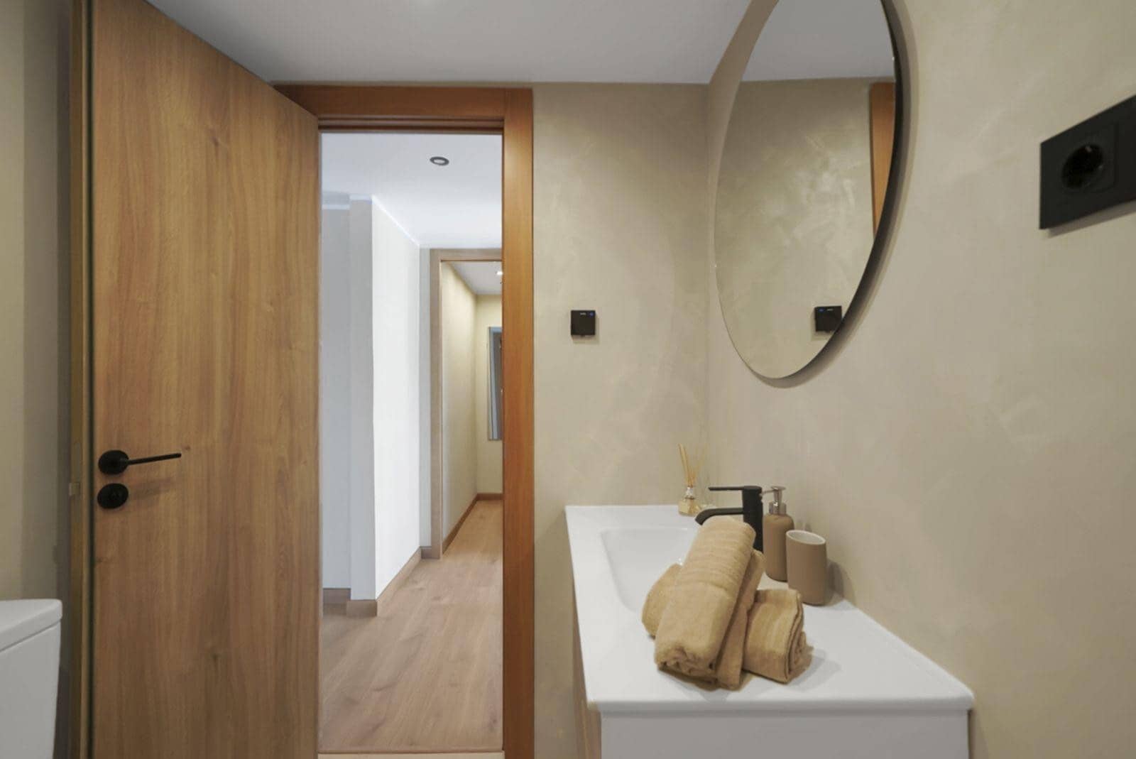 2 soverom Penthouse til salgs i Mijas Costa med svømmebasseng - € 415 000 (Ref: 9664028)