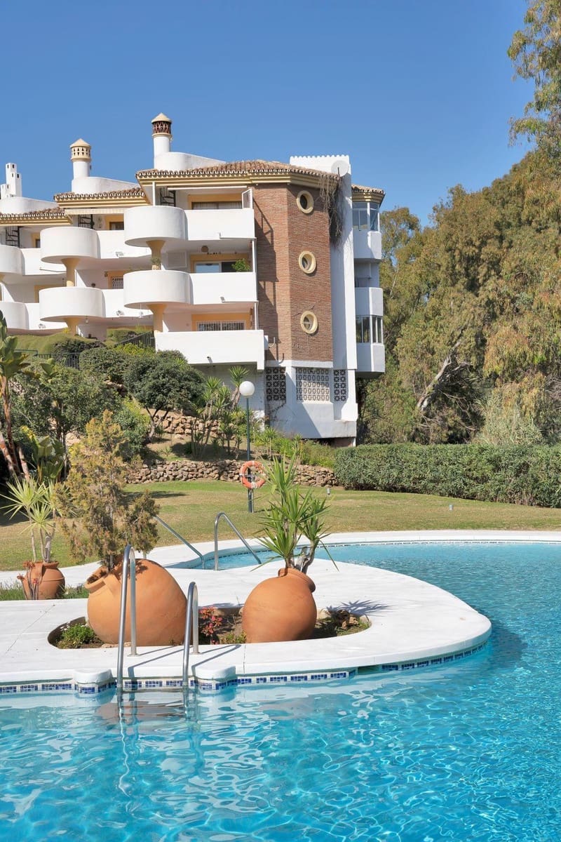 2 soverom Penthouse til salgs i Mijas Costa med svømmebasseng - € 415 000 (Ref: 9664028)