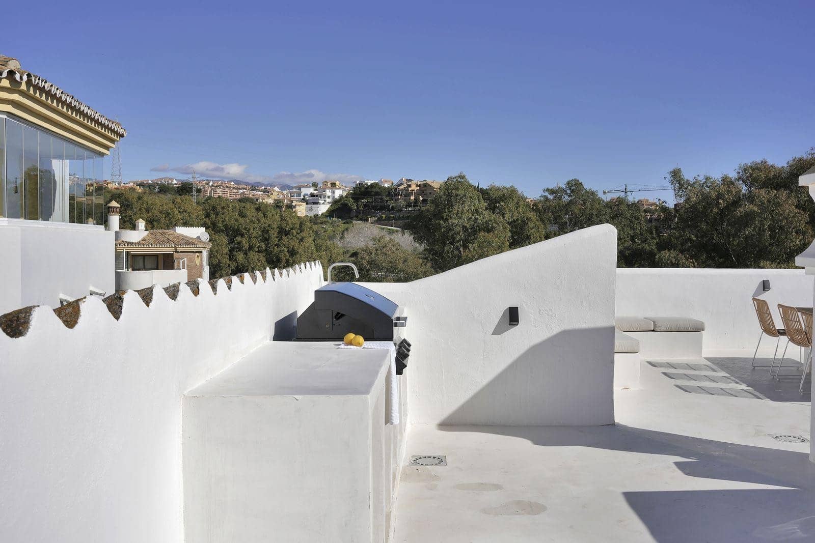 2 soverom Penthouse til salgs i Mijas Costa med svømmebasseng - € 415 000 (Ref: 9664028)