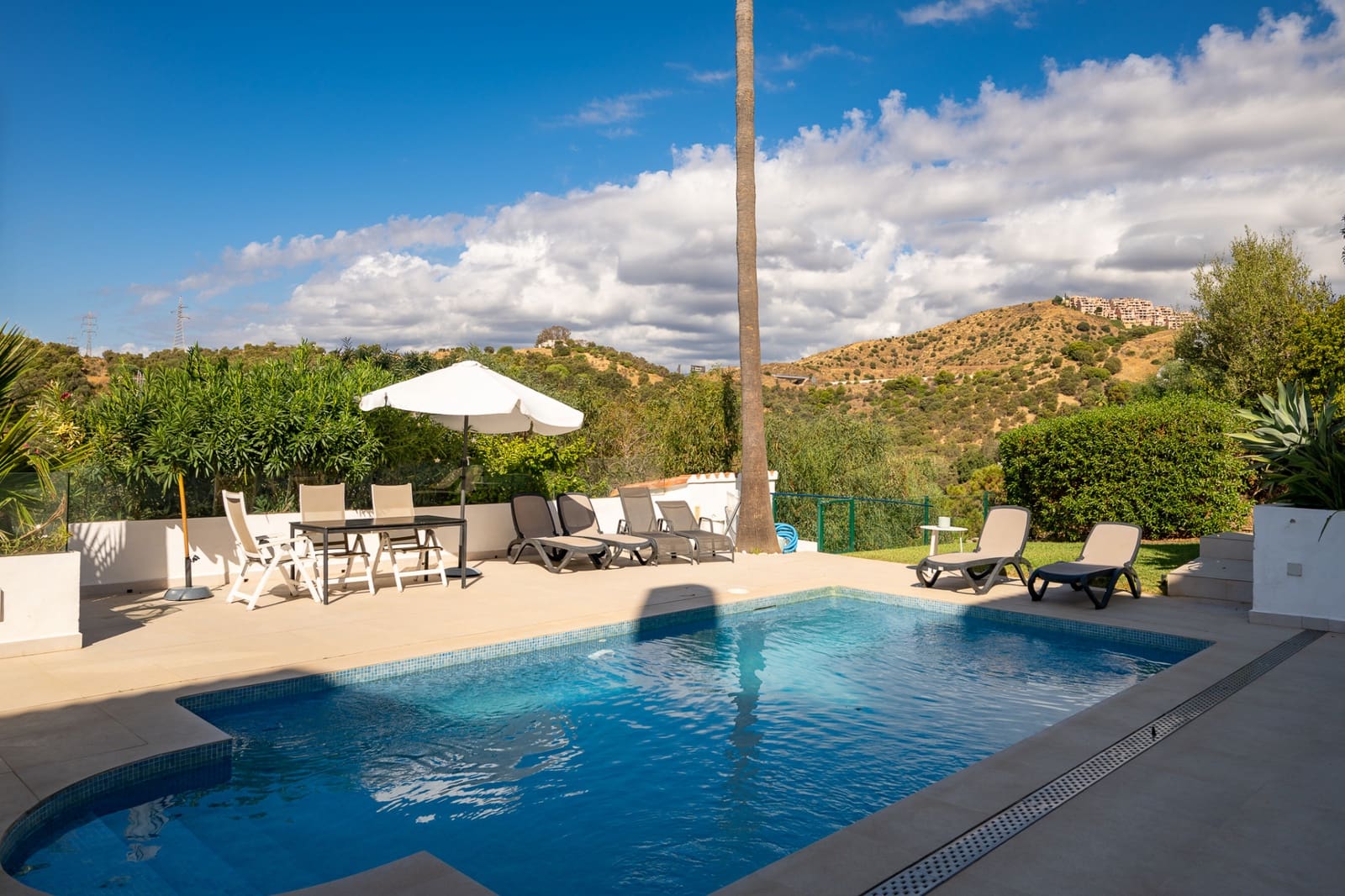 4 soverom Hus til salgs i Mijas Costa med svømmebasseng - € 739 000 (Ref: 9670416)