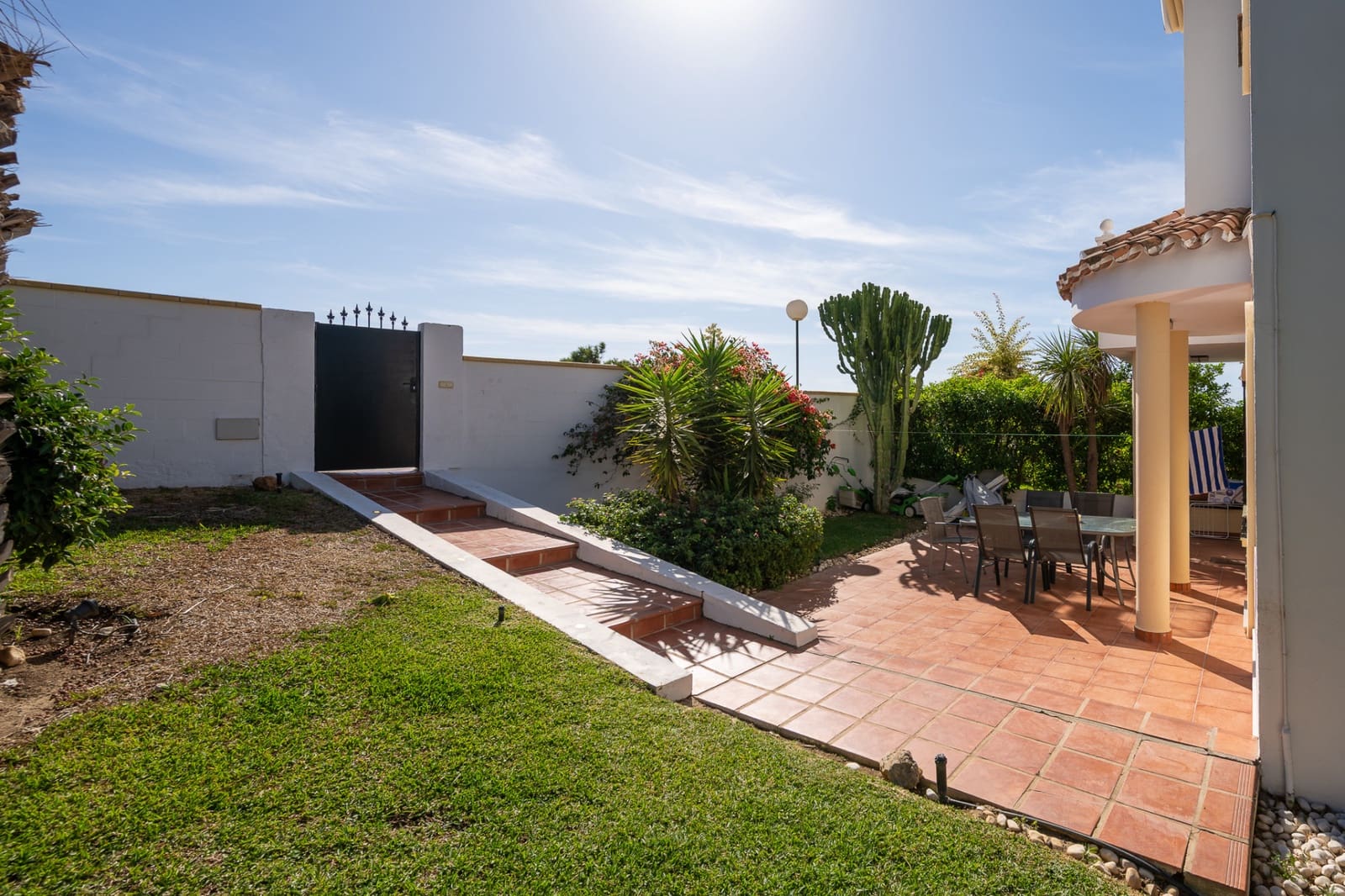 4 soverom Hus til salgs i Mijas Costa med svømmebasseng - € 739 000 (Ref: 9670416)