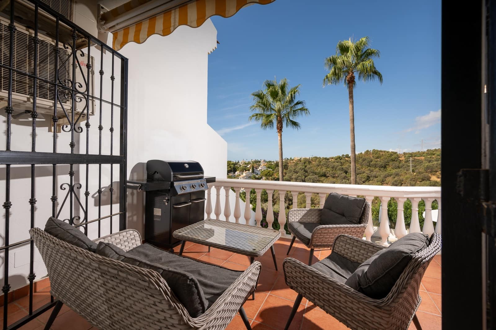 4 soverom Hus til salgs i Mijas Costa med svømmebasseng - € 739 000 (Ref: 9670416)