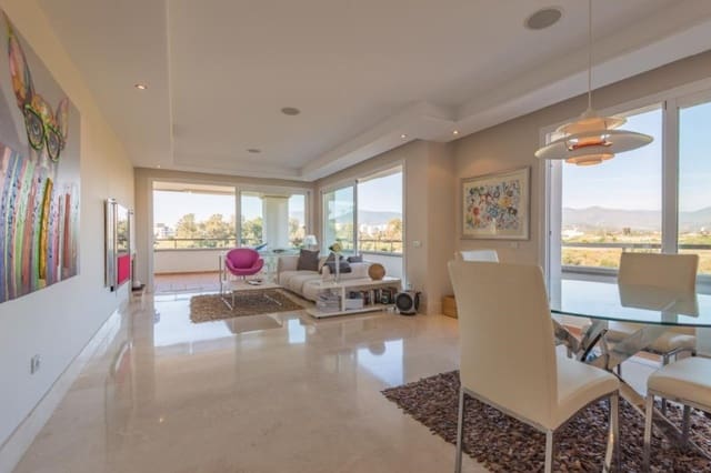 2 Zimmer Apartment zu verkaufen in New Golden Mile, Estepona mit Pool - 750.000 € (Ref: 9670417)