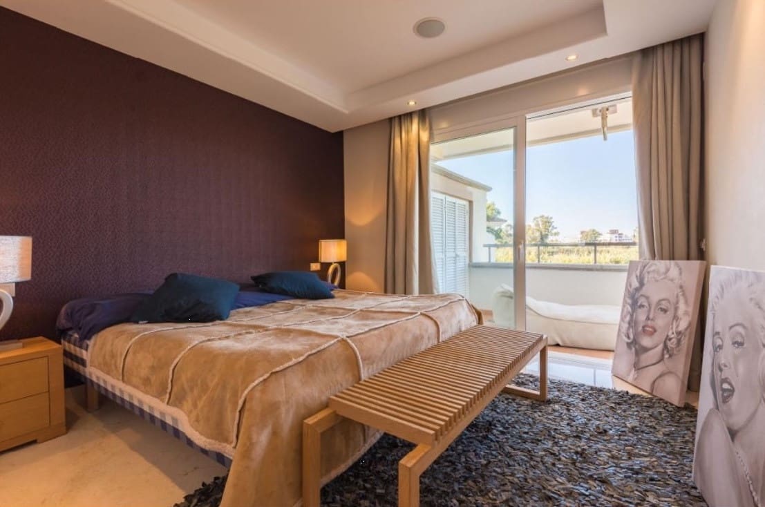 2 Zimmer Apartment zu verkaufen in New Golden Mile mit Pool - 750.000 € (Ref: 9670417)