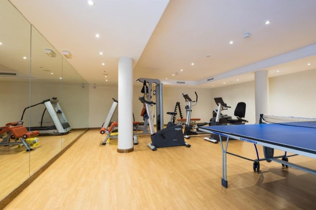 2 Zimmer Apartment zu verkaufen in New Golden Mile mit Pool - 750.000 € (Ref: 9670417)