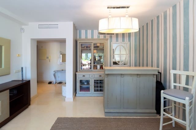 3 bedroom Apartment for sale in Benahavís pueblo, Benahavís with pool - € 585,000 (Ref: 9670418)