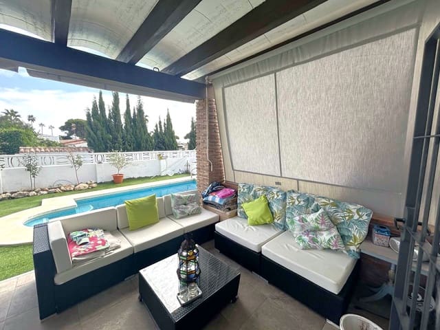 4 Zimmer Villa zu verkaufen in Riviera del Sol, Mijas mit Pool - 850.000 € (Ref: 9670421)