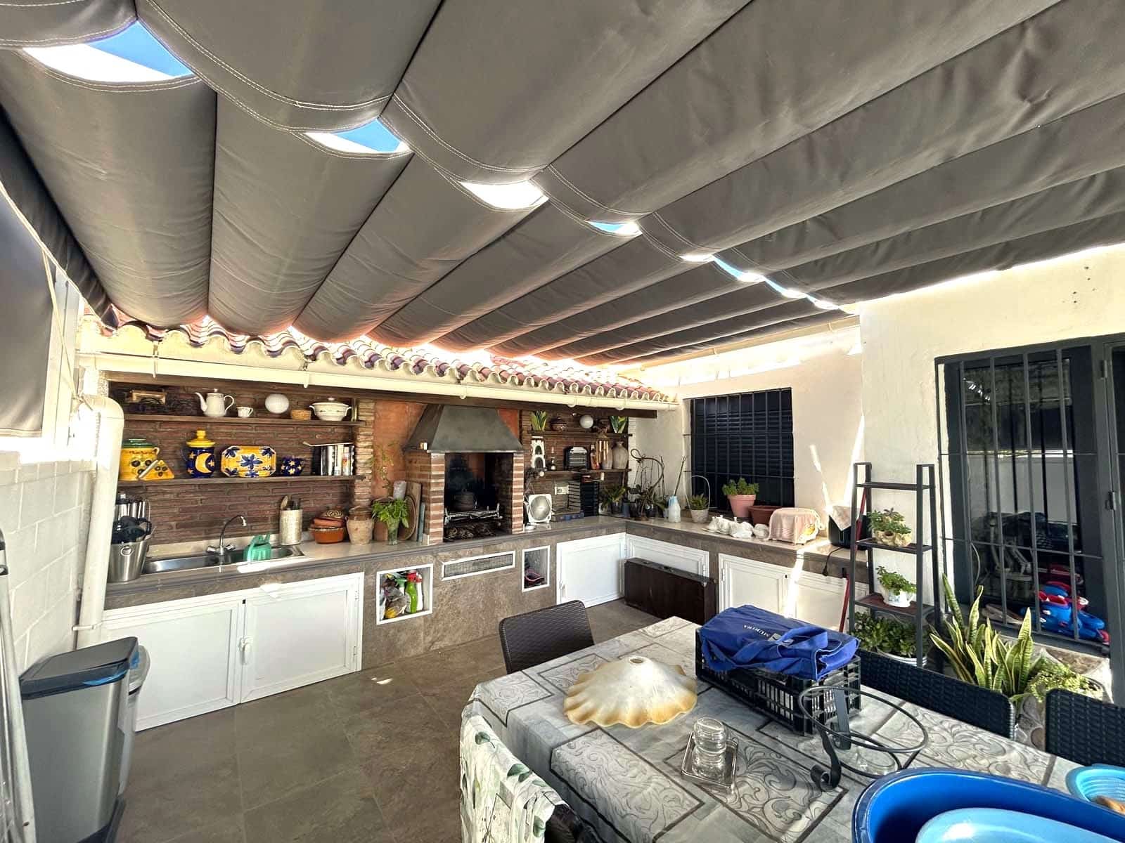 4 Zimmer Villa zu verkaufen in Mijas Costa mit Pool - 850.000 € (Ref: 9670421)