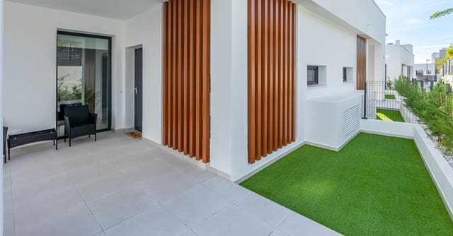 3 soveværelse Byhus til salg i New Golden Mile, Estepona med swimmingpool - € 897.000 (Ref: 9670430)