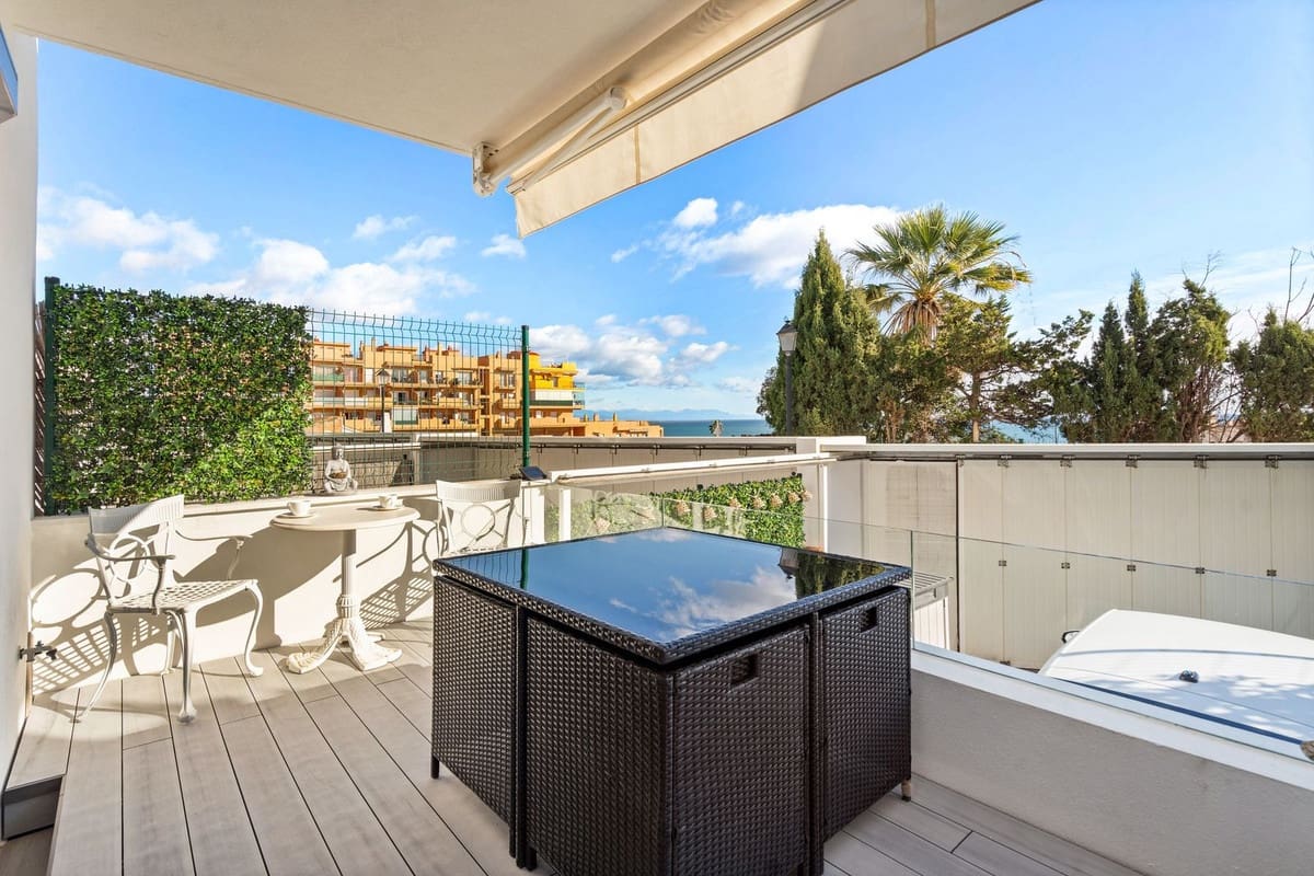 3 quarto Casa em Banda para venda em Fuengirola com piscina - 899 000 € (Ref: 9670431)