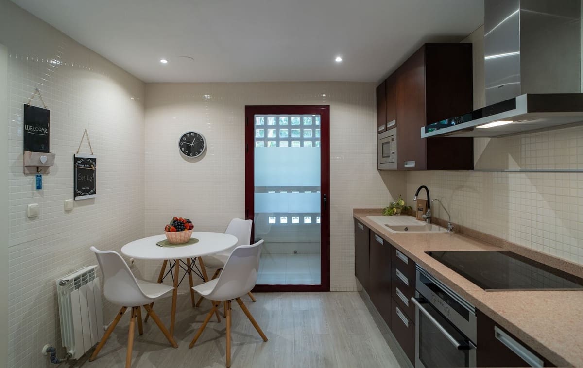 4 Zimmer Doppelhaus zu verkaufen in Nueva Andalucia mit Pool Garage - 970.000 € (Ref: 9670432)