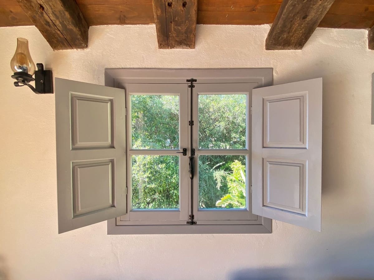 3 slaapkamer Halfvrijstaande villa te koop in Marbella met zwembad - € 995.000 (Ref: 9670433)