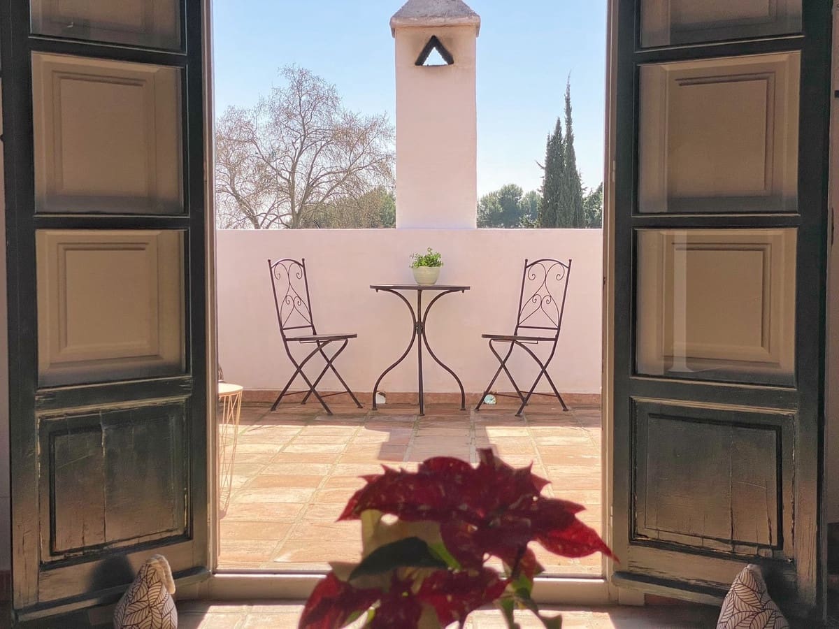 3 slaapkamer Halfvrijstaande villa te koop in Marbella met zwembad - € 995.000 (Ref: 9670433)