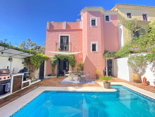 3 chambre Villa/Maison Semi-Mitoyenne à vendre à Marbella avec piscine - 995 000 € (Ref: 9670433)