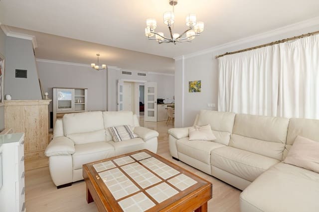 6 Zimmer Doppelhaus zu verkaufen in Torremolinos mit Pool Garage - 975.000 € (Ref: 9670436)
