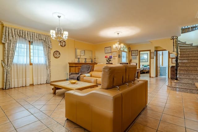 8 sypialnia Willa na sprzedaż w Alhaurín el Grande z basenem - 1 195 000 € (Ref: 9670439)