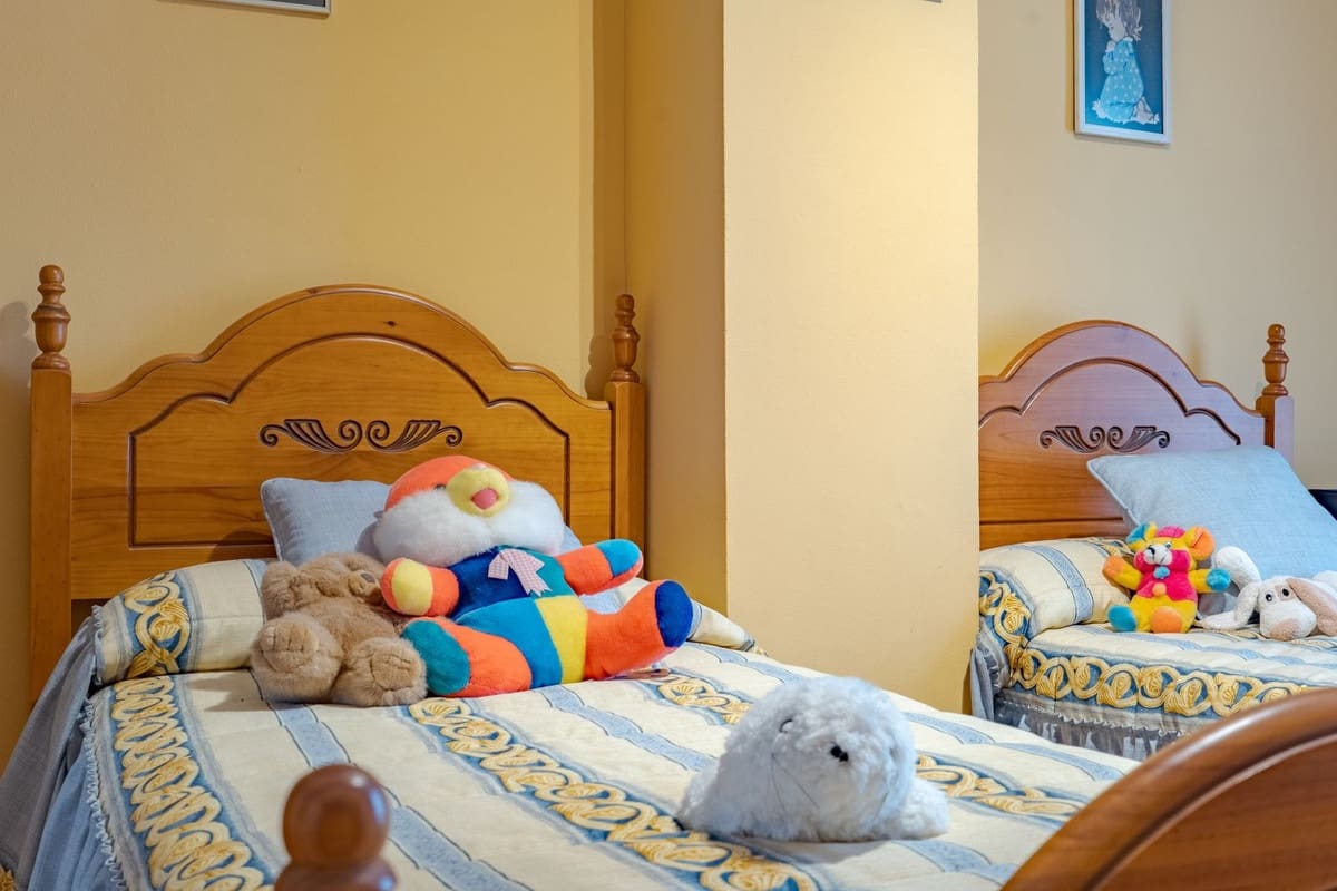 8 sypialnia Willa na sprzedaż w Alhaurin el Grande z basenem - 1 195 000 € (Ref: 9670439)