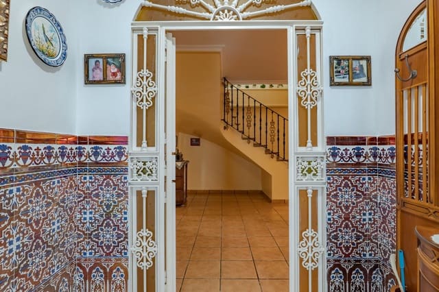 8 sypialnia Willa na sprzedaż w Alhaurín el Grande z basenem - 1 195 000 € (Ref: 9670439)