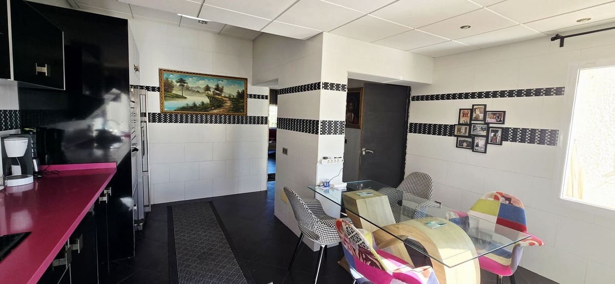 7 sovrum Villa till salu i Mijas Costa med pool garage - 1 100 000 € (Ref: 9670441)