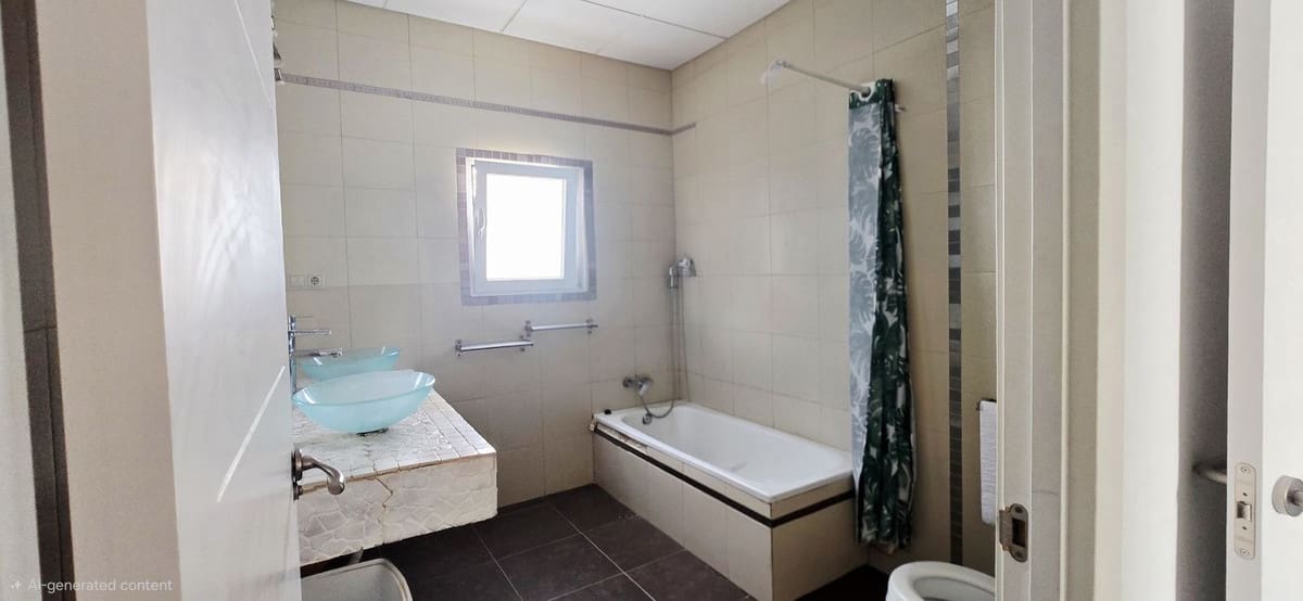 7 sovrum Villa till salu i Mijas Costa med pool garage - 1 100 000 € (Ref: 9670441)