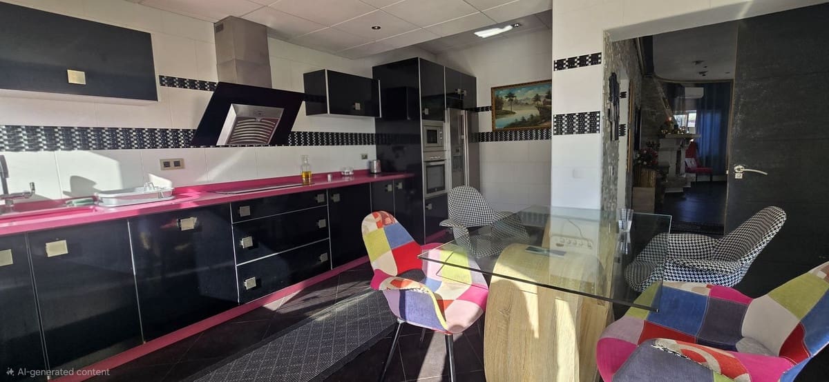 7 sovrum Villa till salu i Mijas Costa med pool garage - 1 100 000 € (Ref: 9670441)