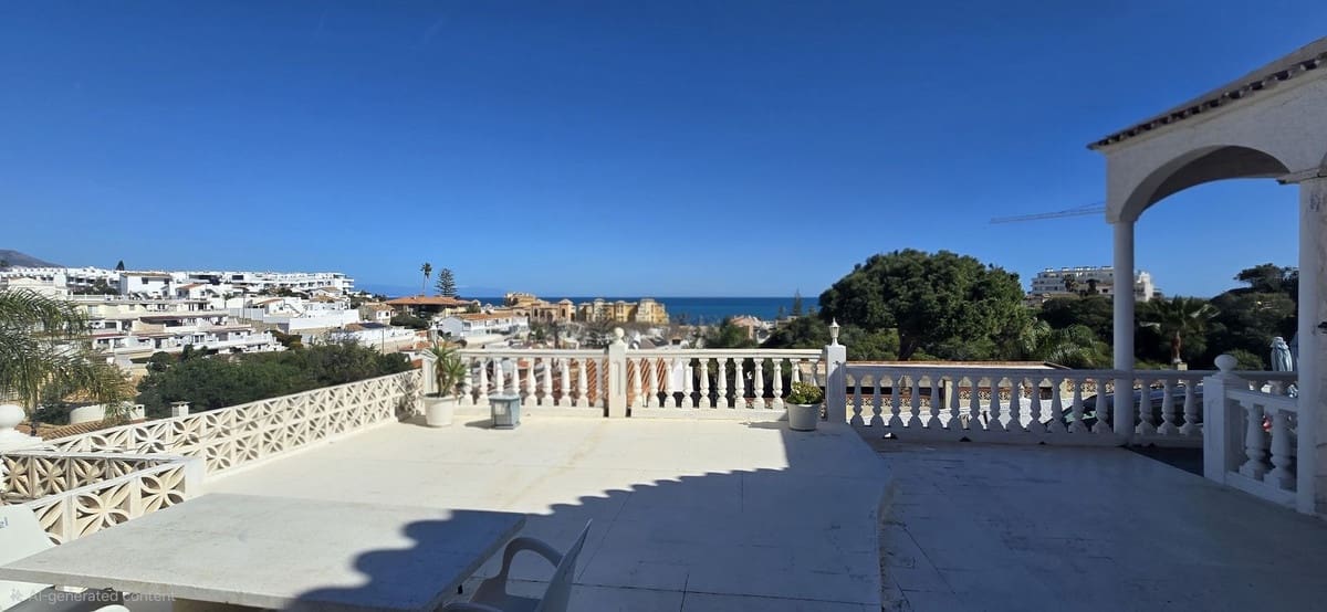 7 bedroom Villa for sale in Mijas Costa with pool garage - € 999,000 (Ref: 9670441)