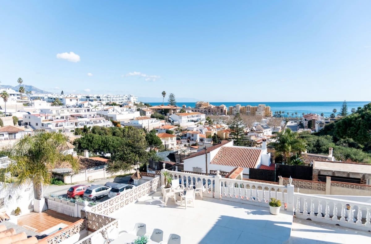 7 bedroom Villa for sale in Mijas Costa with pool garage - € 999,000 (Ref: 9670441)