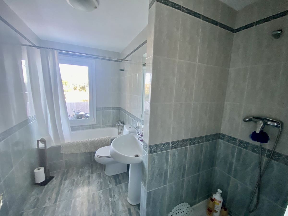 5 sovrum Villa till salu i Calahonda med pool - 1 100 000 € (Ref: 9670442)