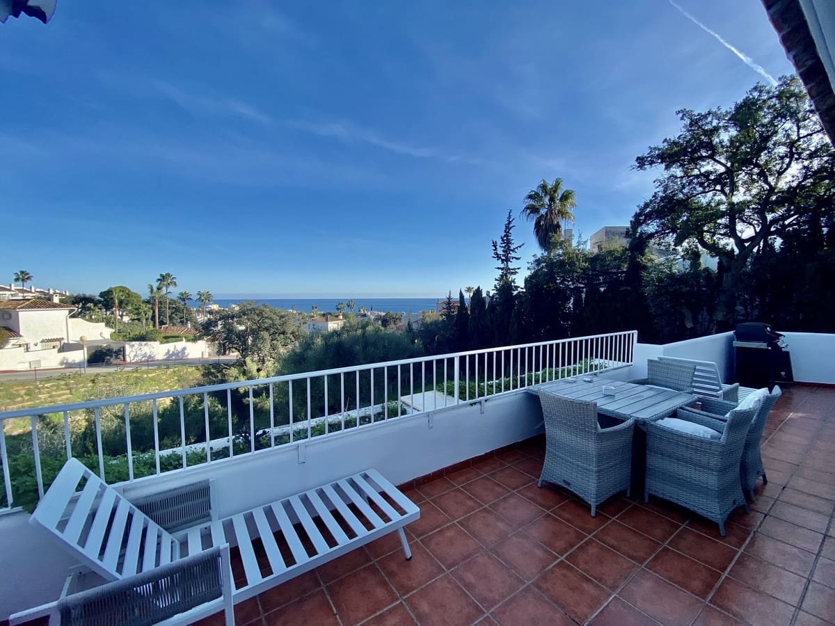 5 sovrum Villa till salu i Calahonda med pool - 1 100 000 € (Ref: 9670442)