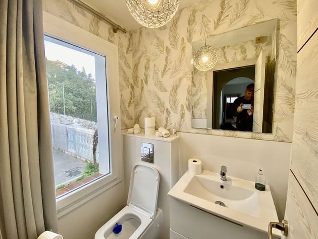 5 slaapkamer Villa te koop in Calahonda, Mijas met zwembad - € 1.100.000 (Ref: 9670442)