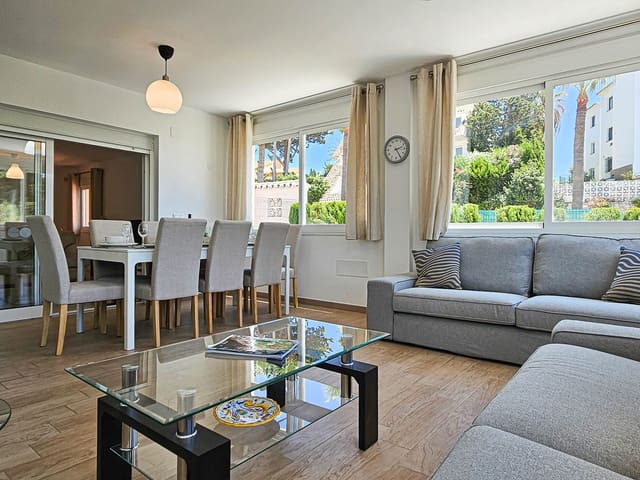 4 makuuhuone Huvila myytävänä paikassa Riviera del Sol, Mijas mukana uima-altaan - 1 100 000 € (Ref: 9670444)