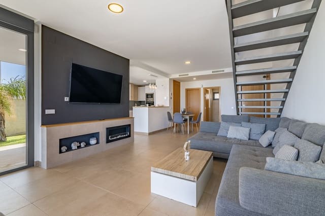 4 chambre Villa/Maison à vendre à Manilva Pueblo, Manilva avec piscine garage - 1 150 000 € (Ref: 9670445)