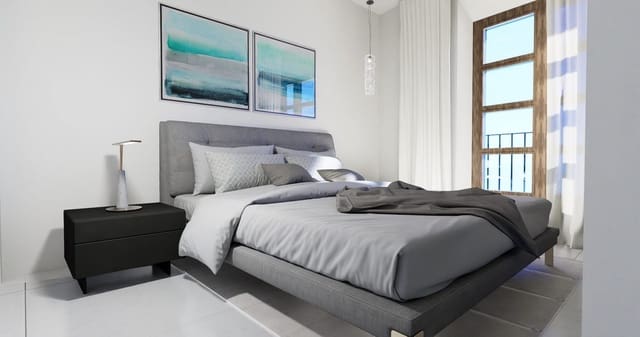 3 soveværelse Semi-Rækkehus til salg i Centro, Estepona med swimmingpool - € 1.200.000 (Ref: 9670447)