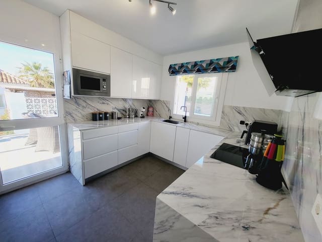 4 chambre Villa/Maison à vendre à Riviera del Sol, Mijas avec piscine garage - 1 200 000 € (Ref: 9670449)