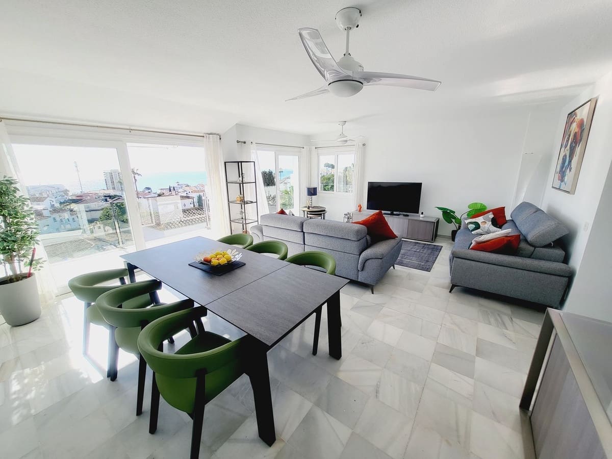 4 chambre Villa/Maison à vendre à Riviera del Sol avec piscine garage - 1 200 000 € (Ref: 9670449)