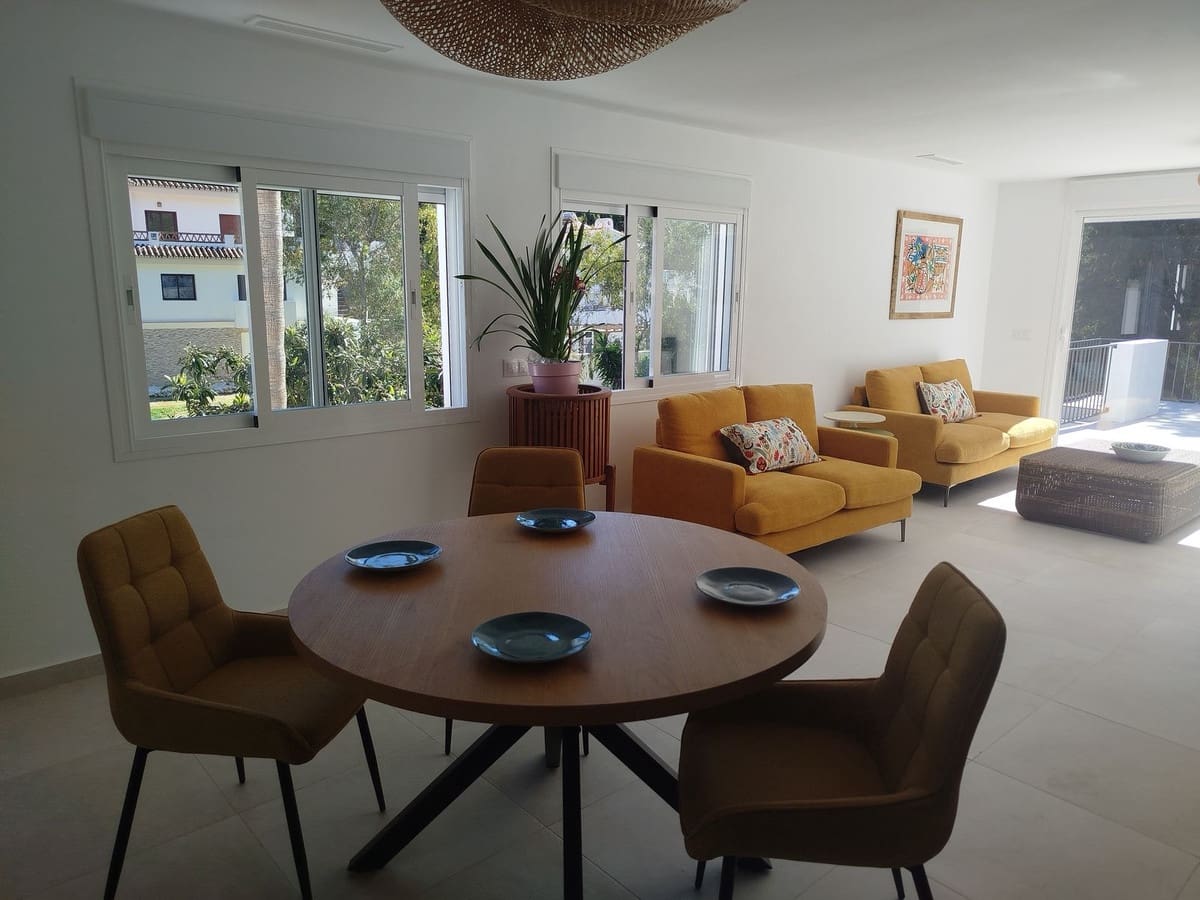 4 sovrum Villa till salu i Mijas Costa med pool - 899 000 € (Ref: 9670450)