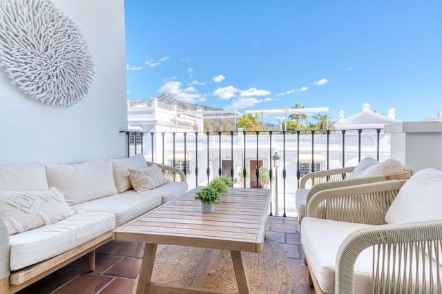 4 Zimmer Haus zu verkaufen in Aloha Golf, Marbella mit Pool - 850.000 € (Ref: 9670452)