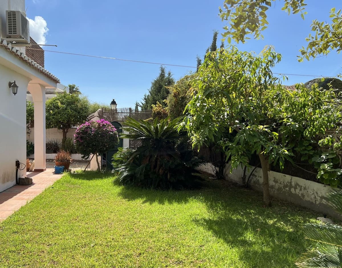 5 Zimmer Villa zu verkaufen in Mijas mit Pool Garage - 705.000 € (Ref: 9670453)