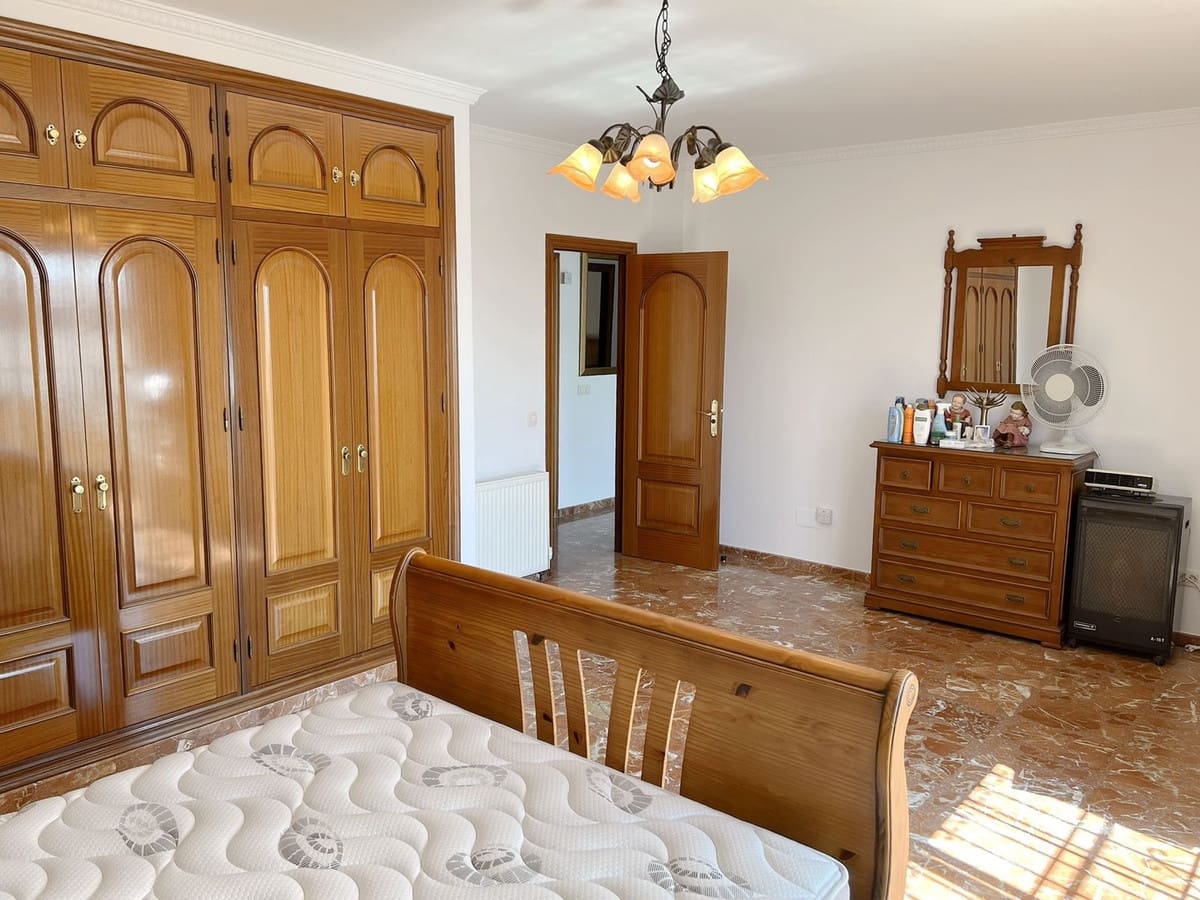 5 Zimmer Villa zu verkaufen in Mijas mit Pool Garage - 705.000 € (Ref: 9670453)