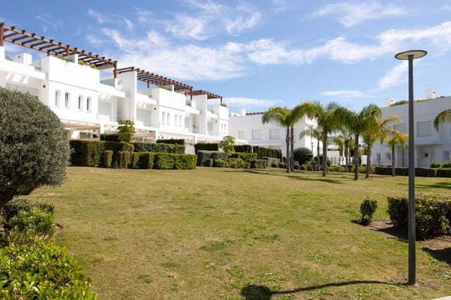 4 Zimmer Doppelhaus zu verkaufen in Calahonda, Mijas mit Pool - 775.000 € (Ref: 9670455)